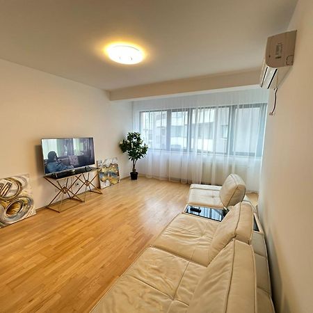 Centru Unirii Luxury Vip Palmier Apartament 2 Camere Cu Terasa Exterioara Amenajata ! Parcare Subterana Privata Climatizata Si Supravegheata Video Dar Doar Cu Rezervare In Limita Locurilor Disponibile !Proprietate In Regim Hoteliep - Nu Are Bucatarie Bukarest Exterior foto