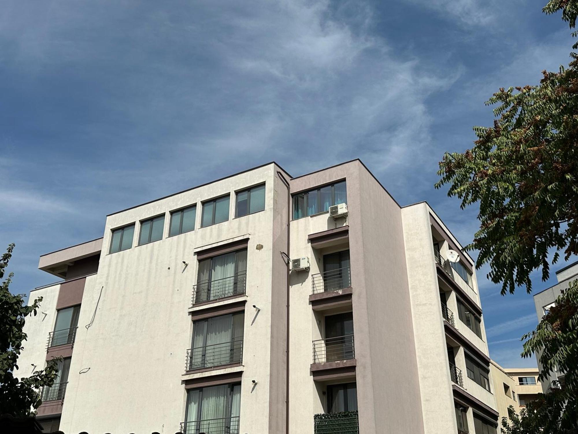 Centru Unirii Luxury Vip Palmier Apartament 2 Camere Cu Terasa Exterioara Amenajata ! Parcare Subterana Privata Climatizata Si Supravegheata Video Dar Doar Cu Rezervare In Limita Locurilor Disponibile !Proprietate In Regim Hoteliep - Nu Are Bucatarie Bukarest Exterior foto